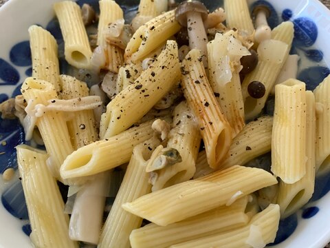 電子圧力鍋で☆子供が大好きしめじとあさりのペンネ